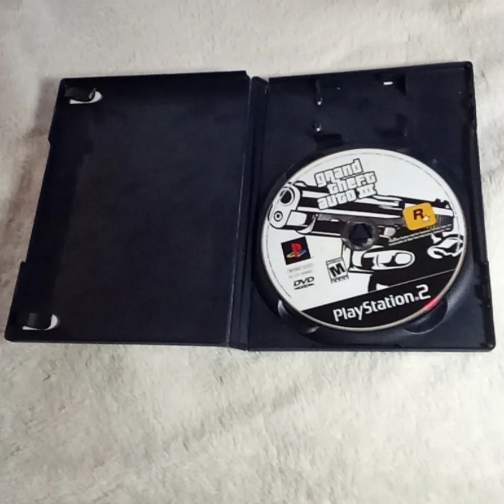 Sony PlayStation 2 Game - Grand Theft Auto III with Black Case